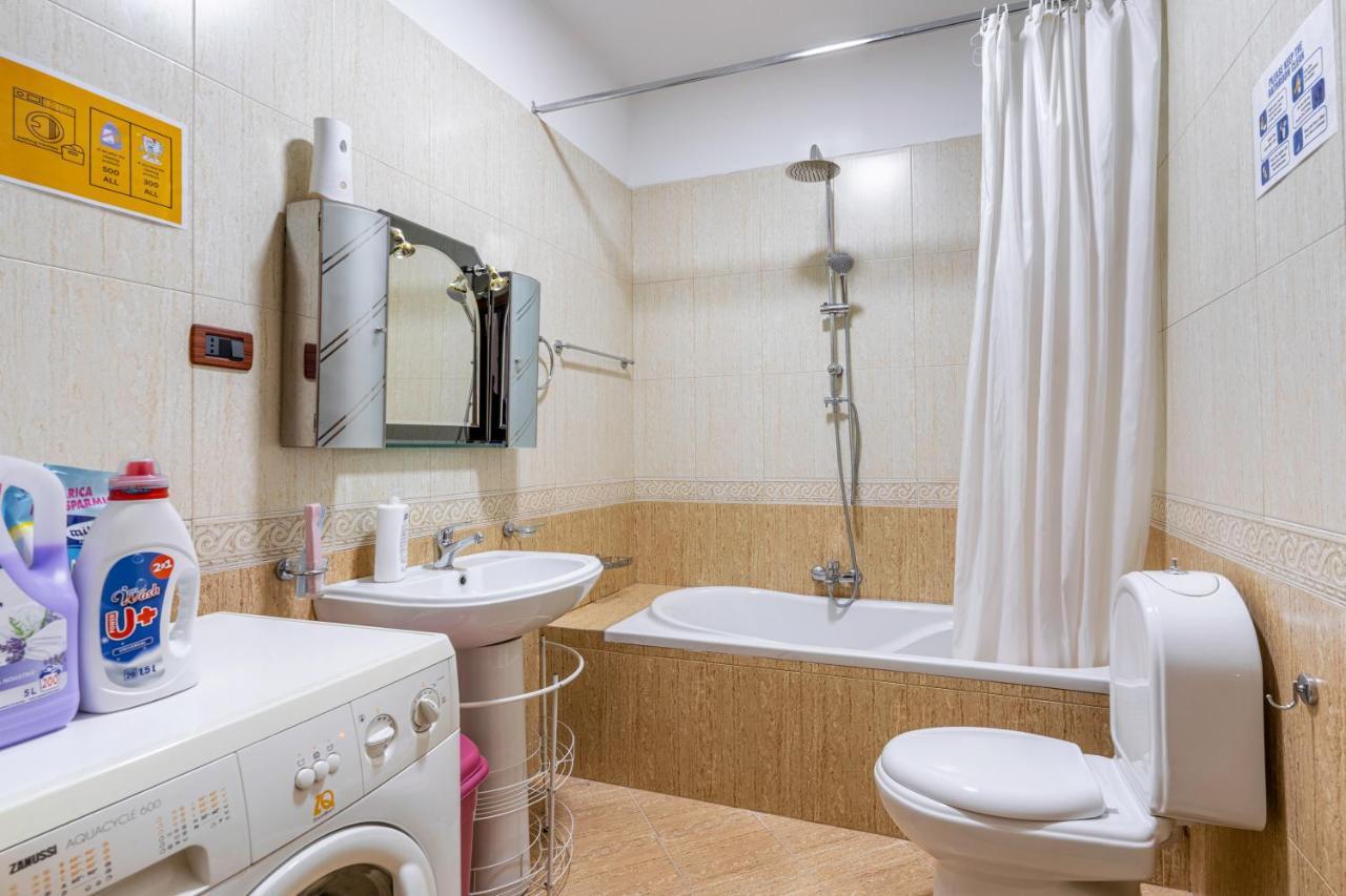 Hostel Nena Semi Tirana Bagian luar foto